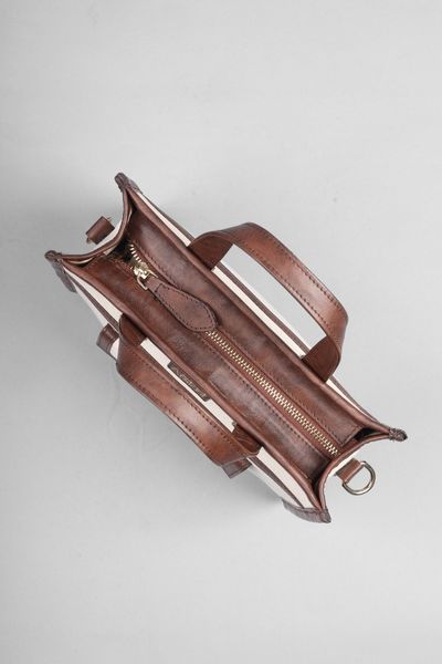 URBAN LUXE SLING BAG