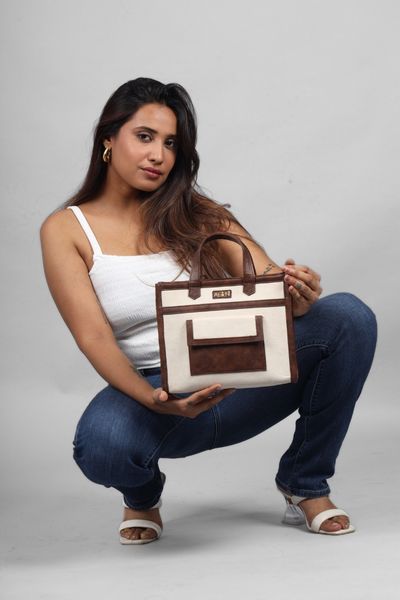 URBAN LUXE SLING BAG