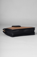 CROCO SLING BAG BLACK