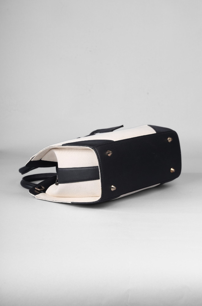 WALNUT HAND BAG BLACK