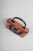 ELGIN SLING BAG BLACK TAN